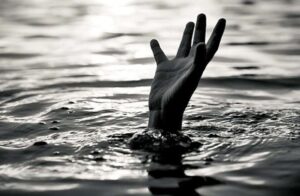 drowning-620×406