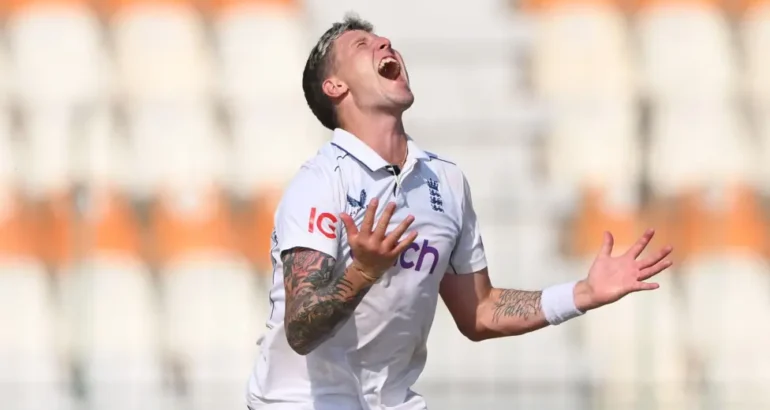 England On The Edge Following Disastrous Start To Multan Chase