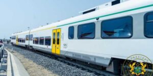 Akufo-Addo-new-train-860×502-3896110427-750×375 (1)