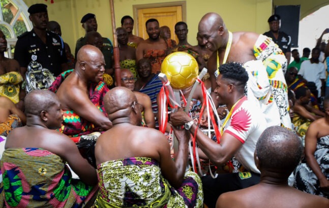 Kotoko Present MTN FA Cup Trophy to Life Patron Otumfuo Osei Tutu II