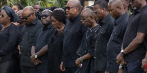 mahama-leads-1-1-750×375
